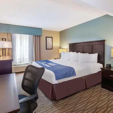 Days Inn By Wyndham Petoskey Exterior photo